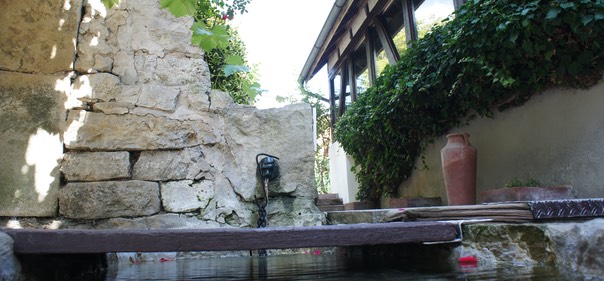 7_Innenhof_Brunnen